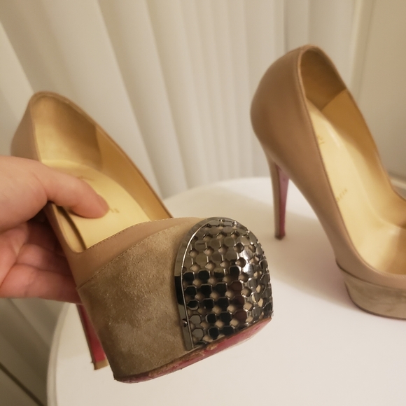 Christian Louboutin Maggie Beige Suede Pumps - Picture 9 of 13